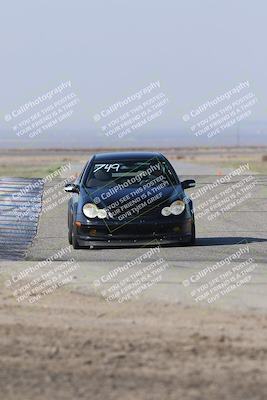 media/Nov-01-2025-PCA Central Coast (Sat) [[5e27ded23e]]/Red Group/Grapevine/